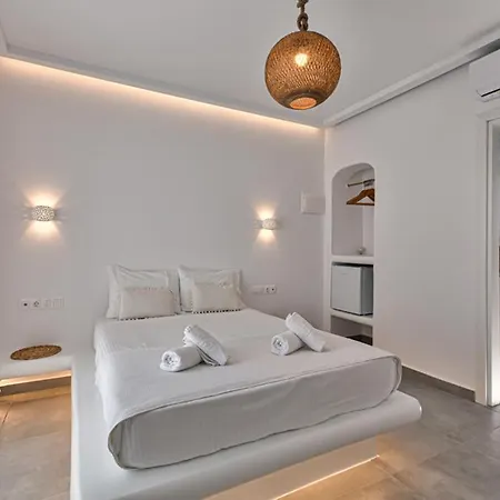 Paros Blue Dolphin Fully Renovated By Rivea Group فندق كريس أكتي
