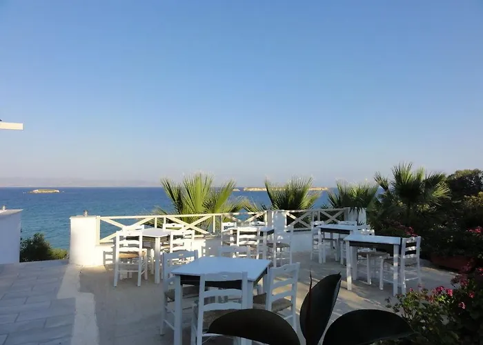 Paros Blue Dolphin Fully Renovated By Rivea Group