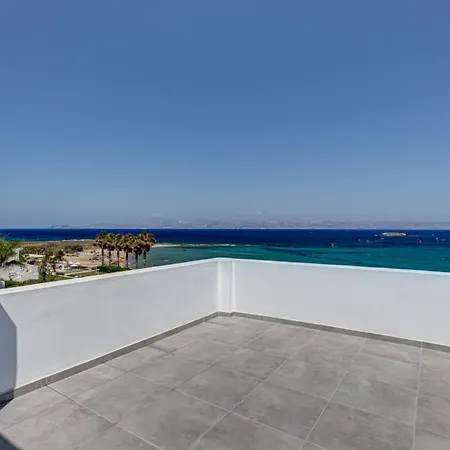 Paros Blue Dolphin Fully Renovated By Rivea Group ホテル クリシ・アクティ