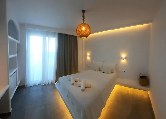 Hotel Paros Blue Dolphin Fully Renovated By Rivea Group