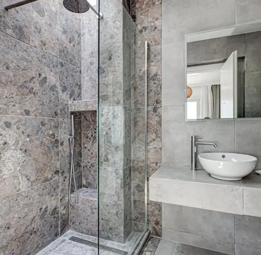 Paros Blue Dolphin Fully Renovated By Rivea Group